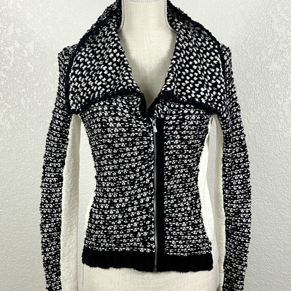 NWT  Anthropologie Black and Ivory Zip-Up Sweater
